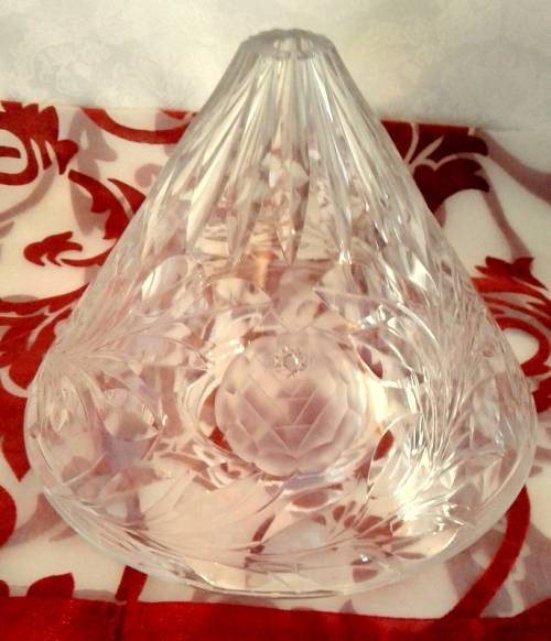 Magnificent Rose Cut Crystal Lamp (please read description)