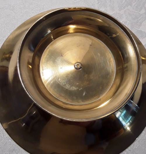 Superb vintage brass bowl with intricate detail hand carved inside the bowl (Indian origin)