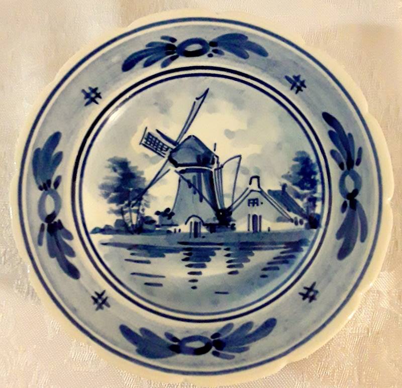Small Wall Hanging Windmill Scene Delft Plate