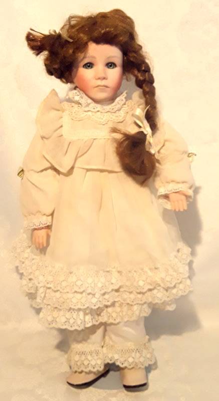 Vintage Collectable Dynasty Porcelain Doll