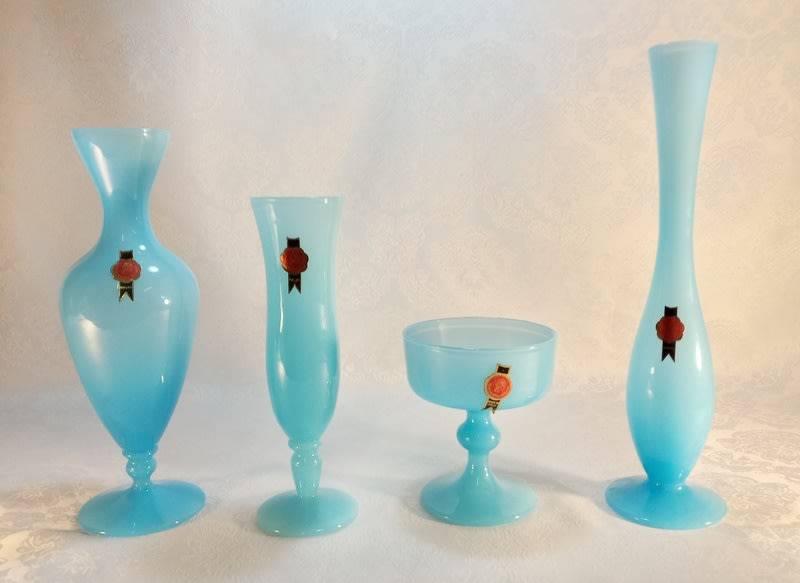 Magnificent collection of Vraie Opaline Italienne Vases
