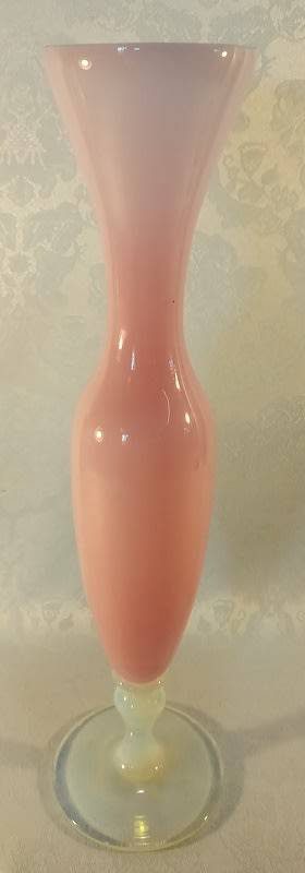 Vraie Pink Rose Opaline Italienne Milk Glass Crystal Vase 1950s