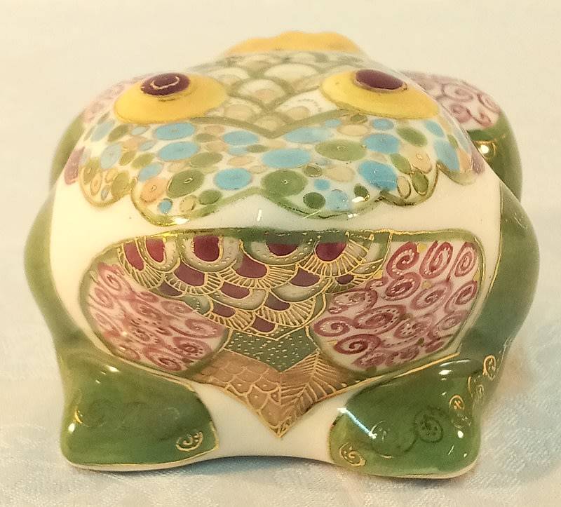 Colourful Frog ornament  Zimbabwean  Origin