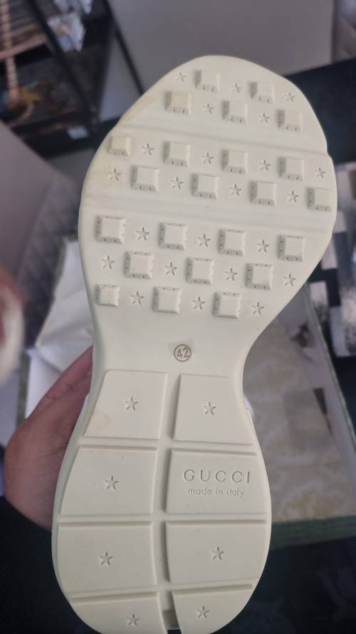 Original Gucci Rhyton leather low trainers