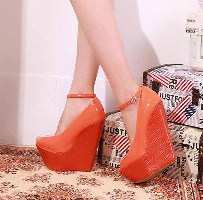 15cm Wedges in Black / Orange (Size 2.5 - 6)