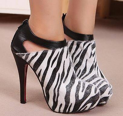 Stylish Zebra Print Ankle Booties