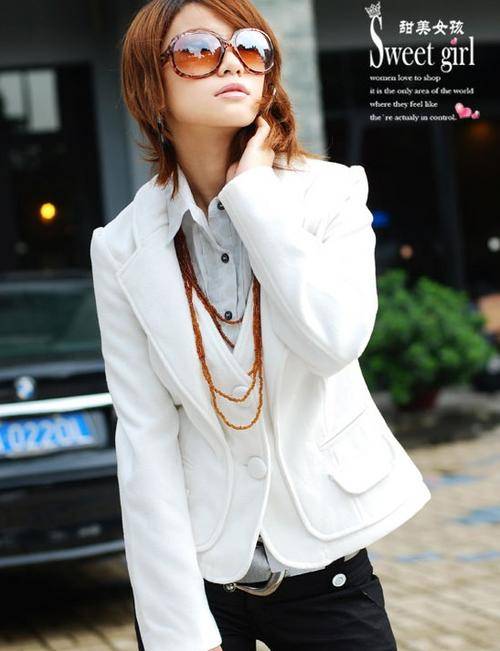 Brooch Embellished Fake Two-Piece Short Coat White Size S-M-L-XL