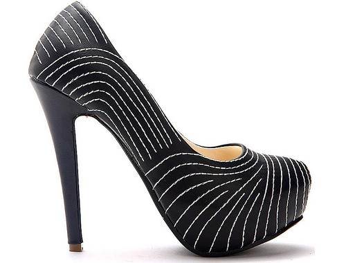 !!NEW!! Special Stitching Detail Pumps in Black / Light Pink (Size 2 - 6)