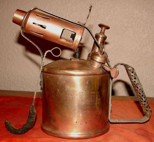 Vintage Primus 633 Blow Torch-Made in Sreded