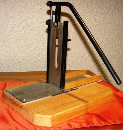Strong Guillotine like Biltong cutter-very effective with sharp blade