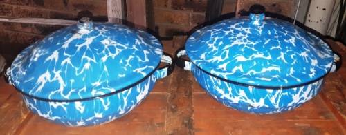 2  Beautiful blue and white Czechoslovakia Enamel round bowls with covers-good condition