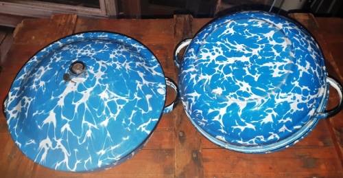 2  Beautiful blue and white Czechoslovakia Enamel round bowls with covers-good condition