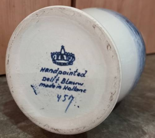 Beautiful vintage hand painted Delft Blauw Vase made in Holland marked 457-H 23.5 cm-good condition