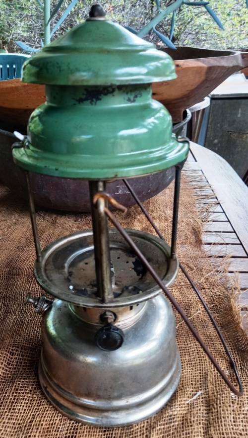 Vintage 1947 Primus 2010 Kerosene Pressure Lamp by BA Hoorth`s & Co Stockholm/Sweden