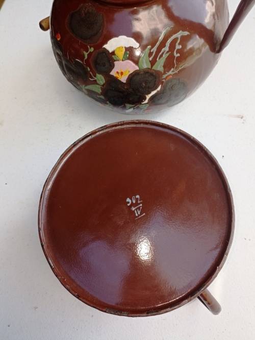 Big 3 piece Antique brown Enamel Coffee Confoor with lots of charachter-no holes