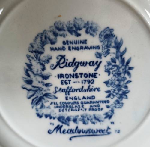 Beautiful vintage Ridgway Staffordshire England `Meadowsweet` hand engraved small plates
