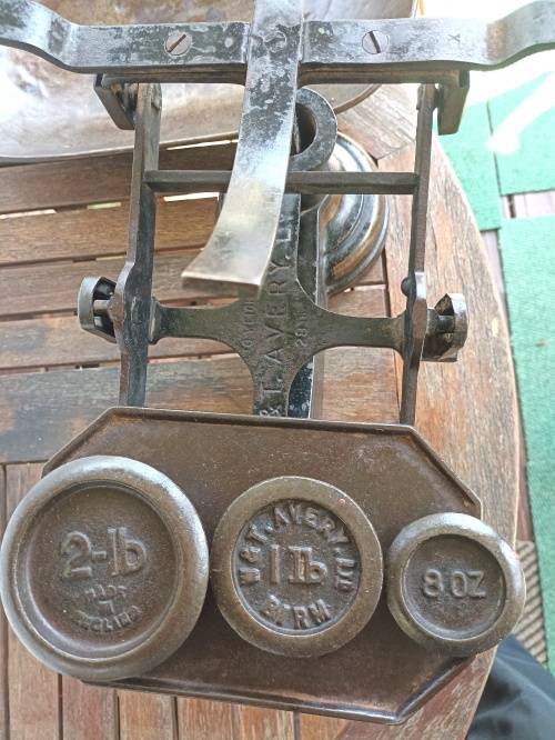 Wow!! - Vintage W&T Avery Birmingham-to weigh 28 lbs scale with 2lbs,1 lb & 8oz weights-complete