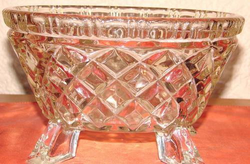Beautiful Thick Press Glass Vintage Glass Bowl (Yellowish reflection in light)-W 22cm H13cm