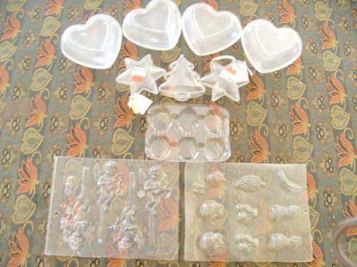 +- 160 PIECES. ONE LOT CANDLE OR SWEETS MOULDS. START YOUR OWN BUSINESS.READ DETAILS.