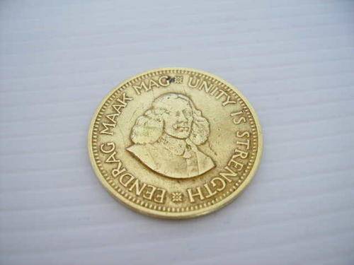 1961 SA VAN RIEBEECK 1/2 CENT