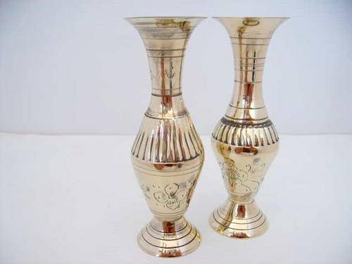 2X BEAUTIFULL BRASS CANDLE HOLDERS; ONE BID. PLEASE READ DESCRIPTION & SHIPPING DETAILS