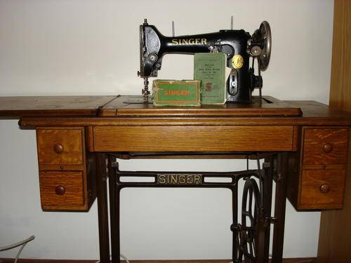 Antique Singer Sewing machine
