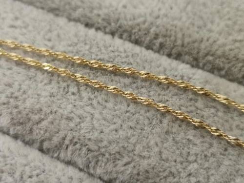 Dainty Yellow Gold Bracelet