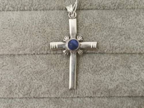 Gorqeous Silver Cross Pendant