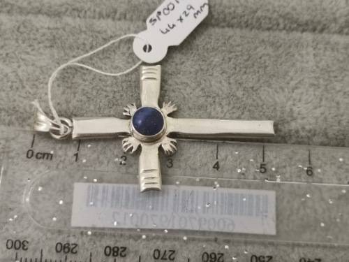 Gorqeous Silver Cross Pendant