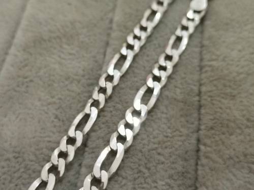 DISCOUNT!! Silver Figaro Bracelet