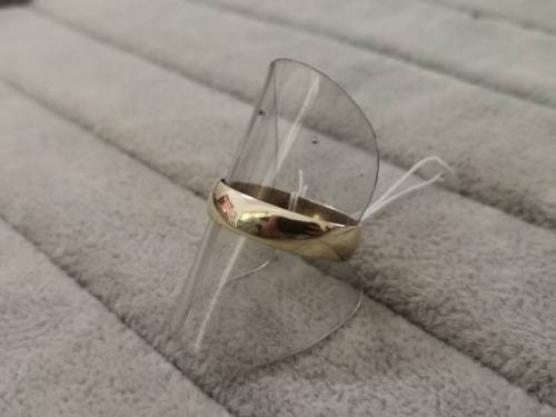 Plain 9ct Yellow Gold Ring