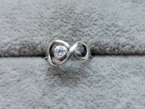 DISCOUNT!! Unique Silver Infinity Ring
