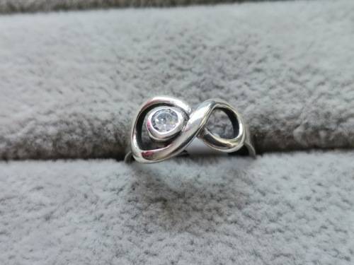 DISCOUNT!! Unique Silver Infinity Ring