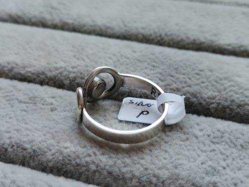 DISCOUNT!! Unique Silver Infinity Ring