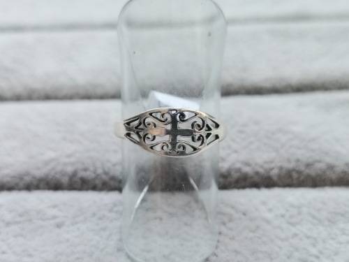 DISCOUNT!! Intricately Detailed Silver Ring