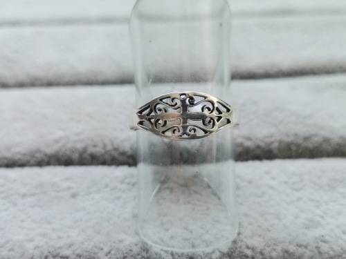 DISCOUNT!! Intricately Detailed Silver Ring