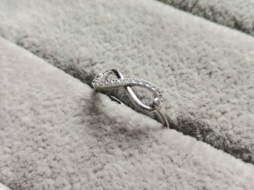 DISCOUNT!! Silver Infinity Ring