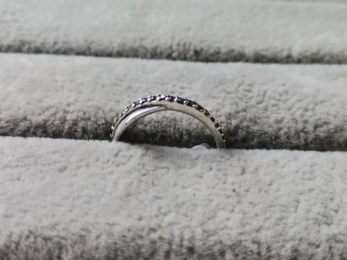 DISCOUNT!! Pretty Silver Ring