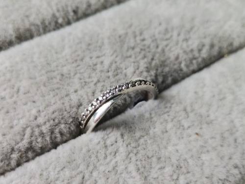 DISCOUNT!! Pretty Silver Ring