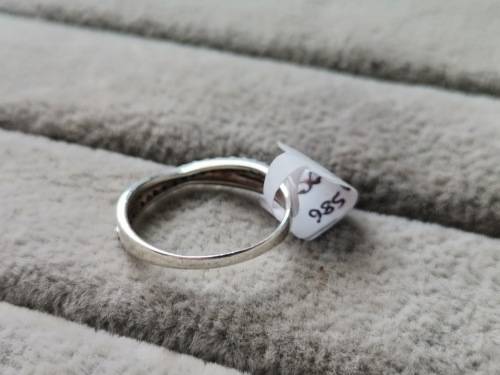 DISCOUNT!! Pretty Silver Ring