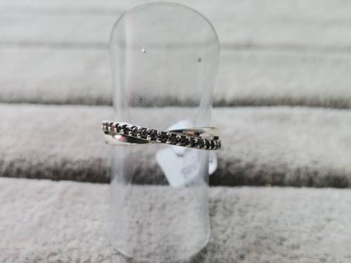 DISCOUNT!! Pretty Silver Ring
