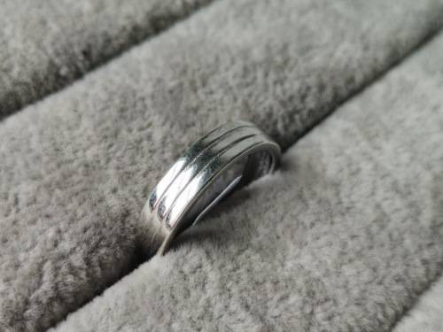 Discount!! Plain Silver Ring