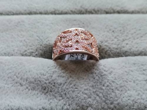 DISCOUNT!! Gorgeous Silver Ring