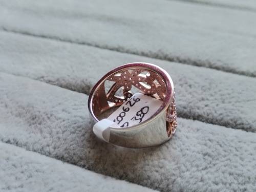 DISCOUNT!! Gorgeous Silver Ring