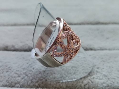 DISCOUNT!! Gorgeous Silver Ring