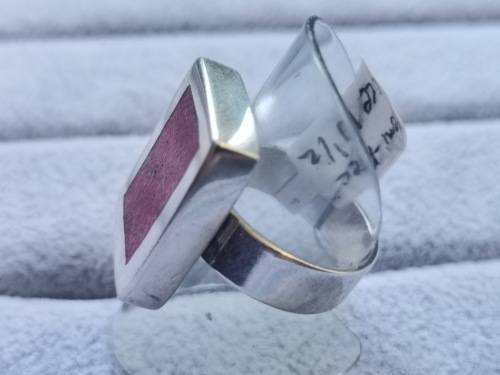 DISCOUNT!! Stunning Silver Ring