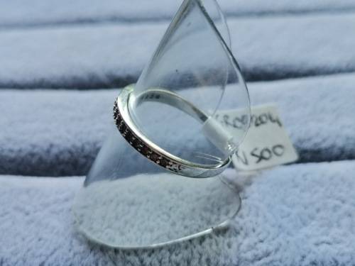 9ct Gold Half-Eternity Ring