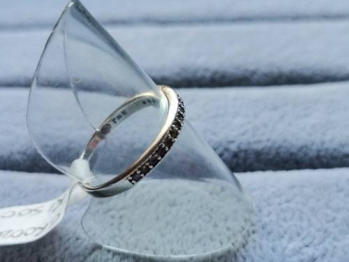 9ct Gold Half-Eternity Ring