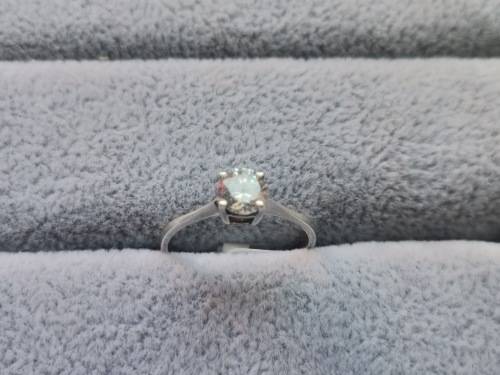 DISCOUNT!! Silver Solitaire Ring