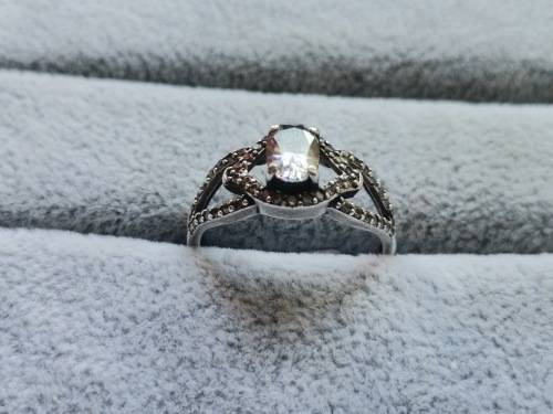 Dazzling Silver Ring